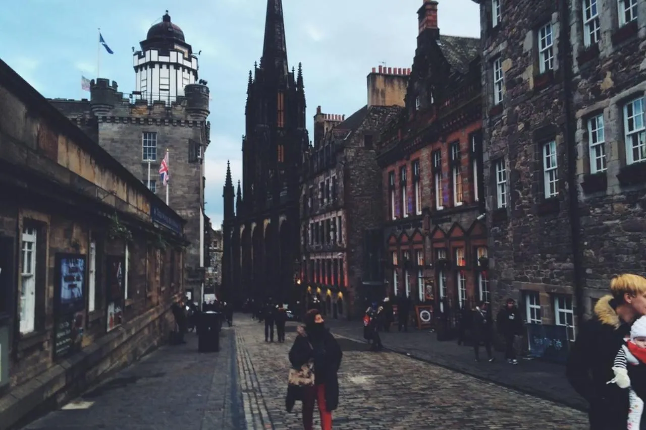 Inviting 1Bd Flat In Edinburgh Apartman